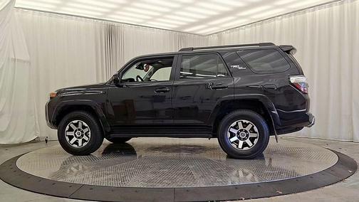 2024 Toyota 4Runner TRD Off Road