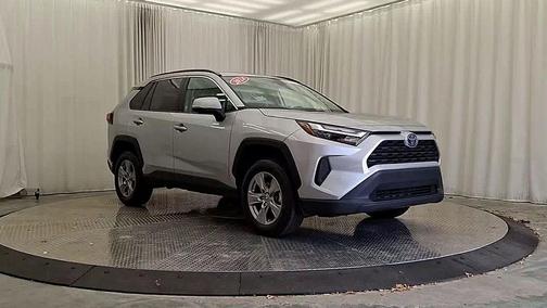 2024 Toyota RAV4 Hybrid XLE