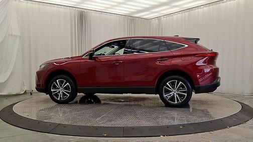 2022 Toyota Venza LE
