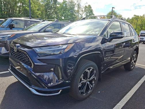 2025 Toyota RAV4 Hybrid SE