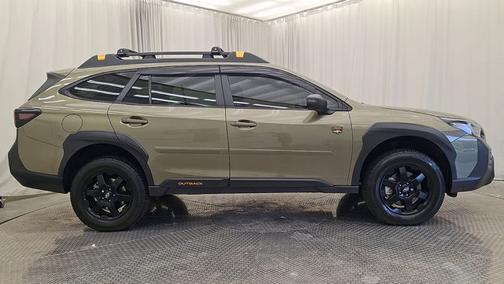 Autumn Green Metallic 2022 Subaru Outback Wilderness