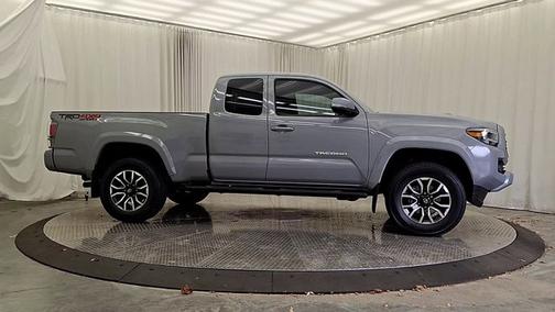 2020 Toyota Tacoma TRD Sport