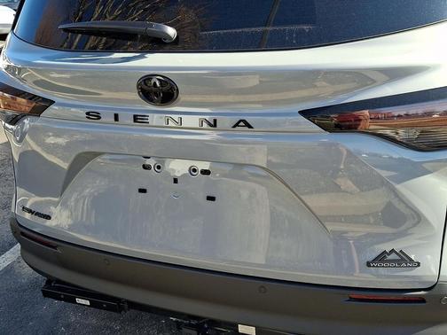 2026 Toyota Sienna Woodland Edition