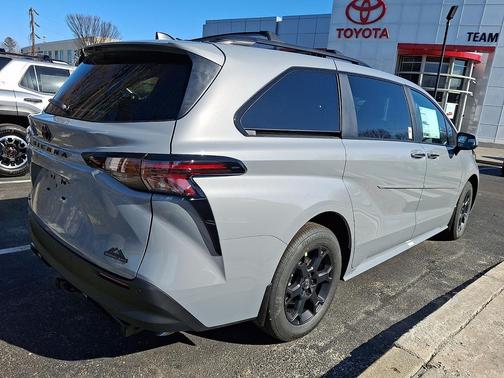 2026 Toyota Sienna Woodland Edition