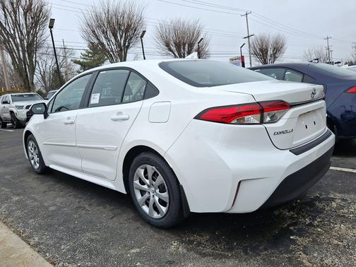 2026 Toyota Corolla LE