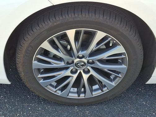 2020 Lexus ES 350 Base