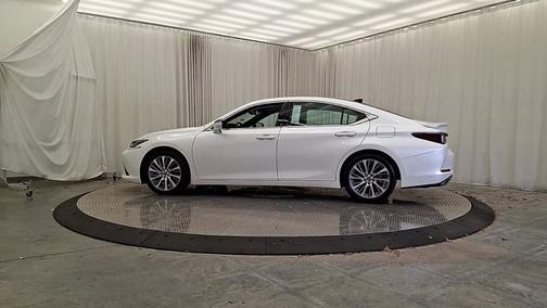 2020 Lexus ES 350 Base