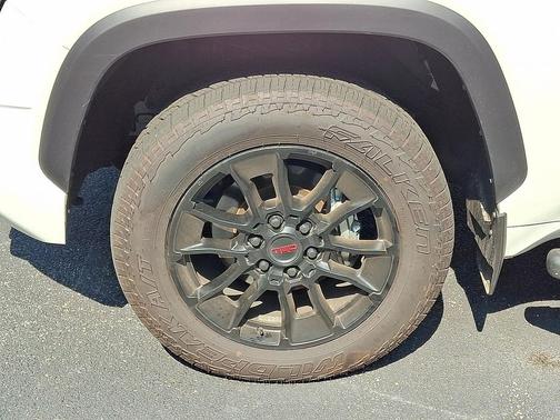 2025 Toyota Tundra Limited Hybrid