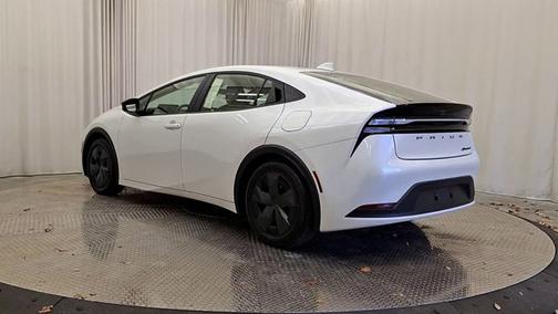 2024 Toyota Prius Prime SE