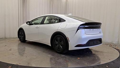 2024 Toyota Prius Prime SE