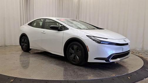 2024 Toyota Prius Prime SE
