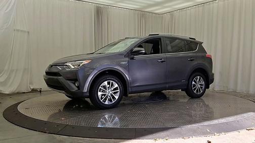 2018 Toyota RAV4 Hybrid XLE