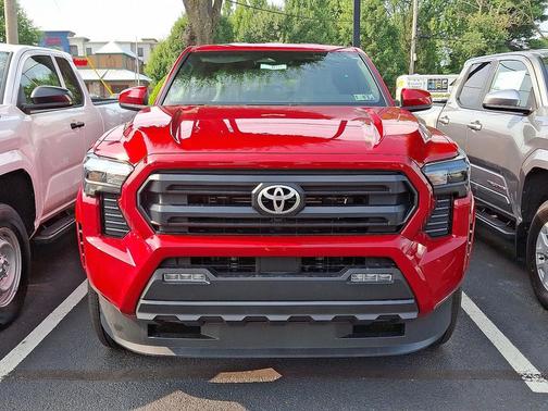 2025 Toyota Tacoma SR5