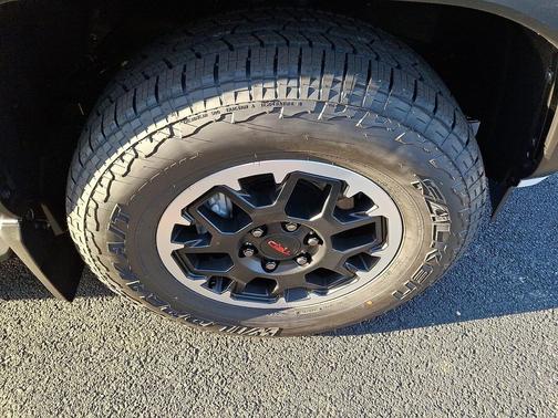 2025 Toyota 4Runner TRD Off Road