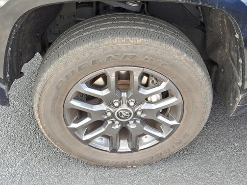 2023 Toyota Tundra Platinum