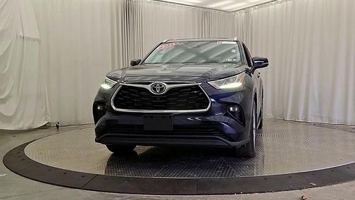 2022 Toyota Highlander Limited