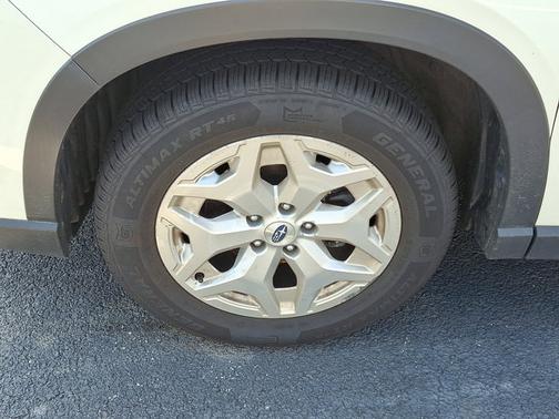 2019 Subaru Forester Base (CVT)