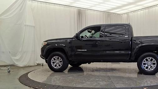 2016 Toyota Tacoma SR5