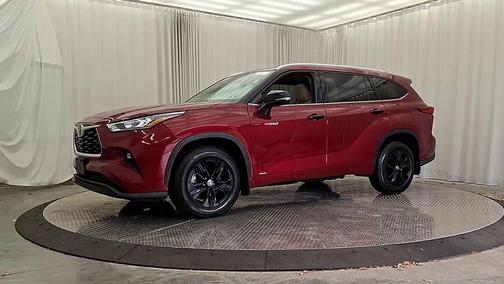 2020 Toyota Highlander Hybrid XLE