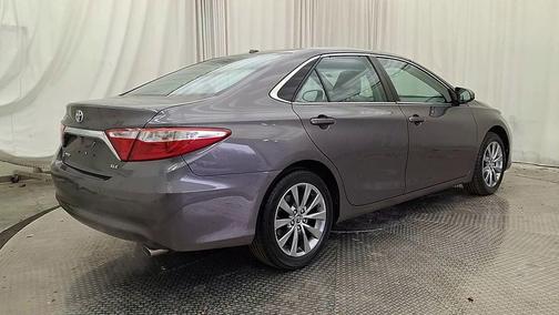 2016 Toyota Camry XLE