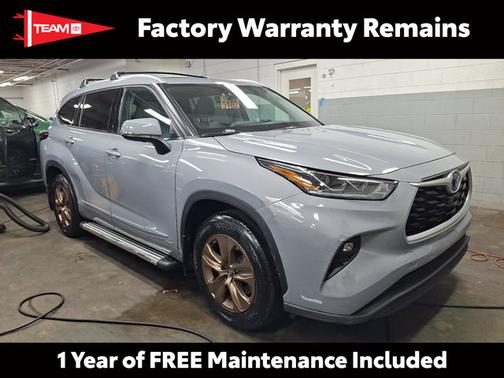 Cement 2022 Toyota Highlander Hybrid XLE