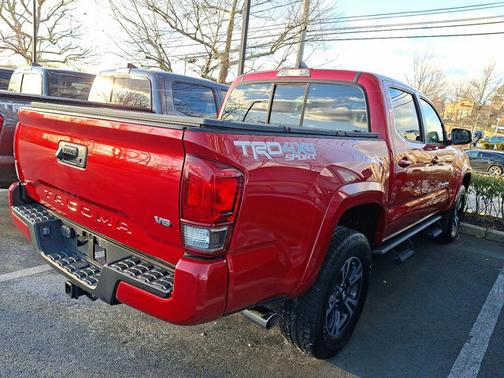 2016 Toyota Tacoma TRD Sport