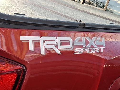 2016 Toyota Tacoma TRD Sport