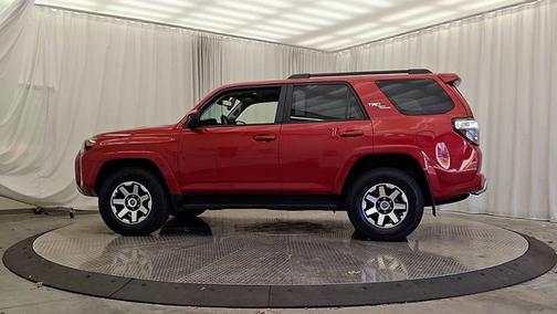 Barcelona Red Metallic 2024 Toyota 4Runner TRD Off Road