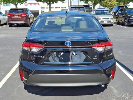 2025 Toyota Corolla Hybrid LE