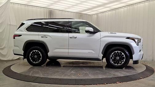 2023 Toyota Sequoia Limited