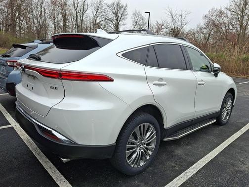 Wind Chill Pearl 2023 Toyota Venza XLE