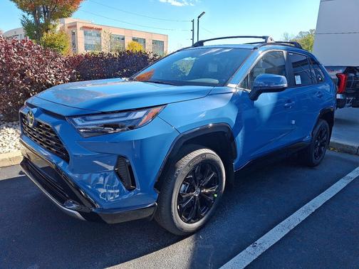 2025 Toyota RAV4 Hybrid SE