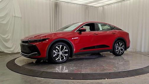 2025 Toyota Crown XLE