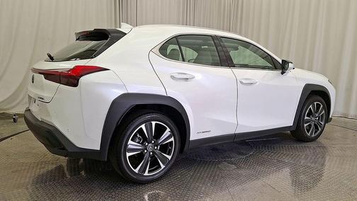Eminent White Pearl 2019 Lexus UX 250h Base