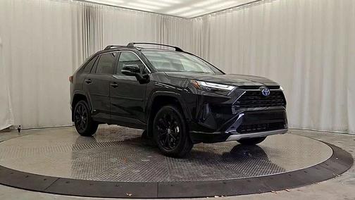 2024 Toyota RAV4 Hybrid SE