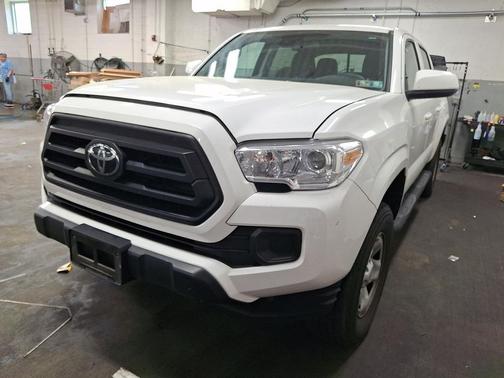 Ice Cap 2023 Toyota Tacoma SR