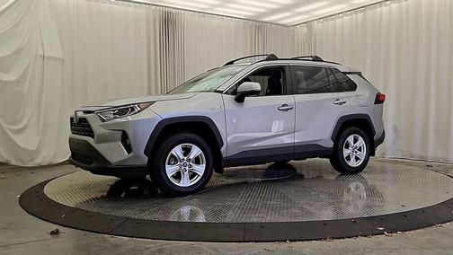 2019 Toyota RAV4 Hybrid XLE