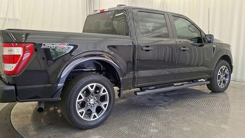 AGATE BLACK METALLIC 2021 Ford F-150 XL
