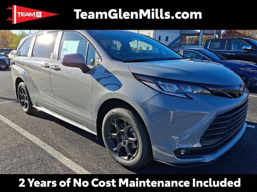 2025 Toyota Sienna Woodland Edition