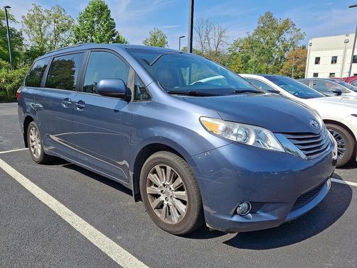 2015 Toyota Sienna XLE