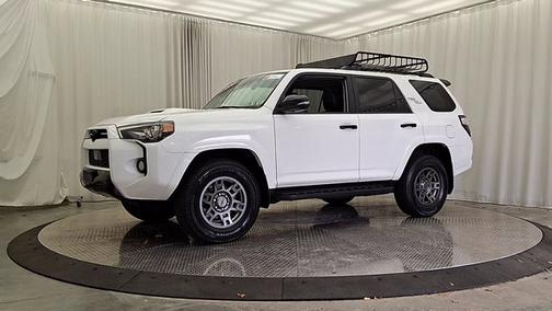 2020 Toyota 4Runner Venture