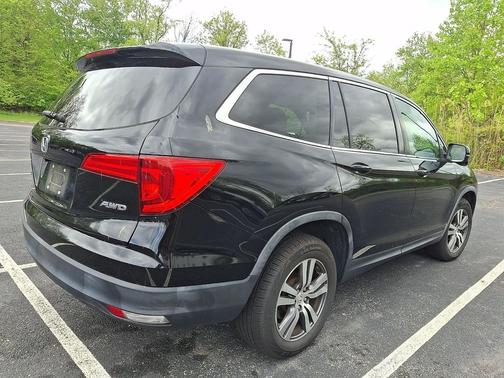 Crystal Black Pearl - BK 2016 Honda Pilot EX-L