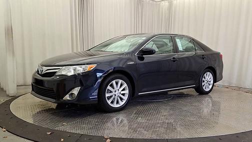 2014 Toyota Camry Hybrid XLE