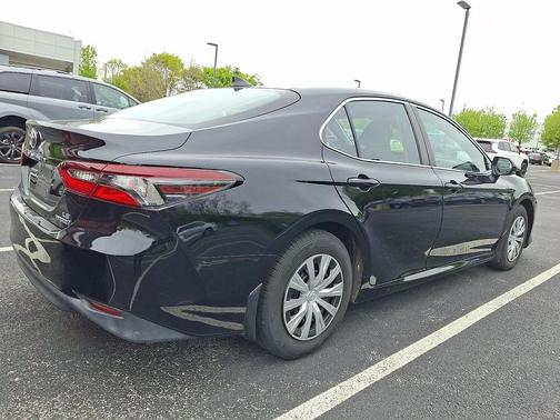 Midnight Black Metallic 2022 Toyota Camry LE