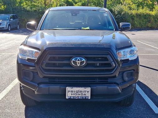 2022 Toyota Tacoma SR