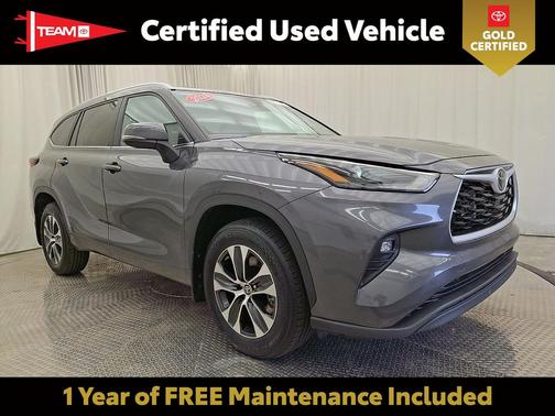 Magnetic Gray Metallic 2024 Toyota Highlander XLE