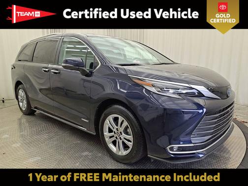 2021 Toyota Sienna Platinum 7 Passenger