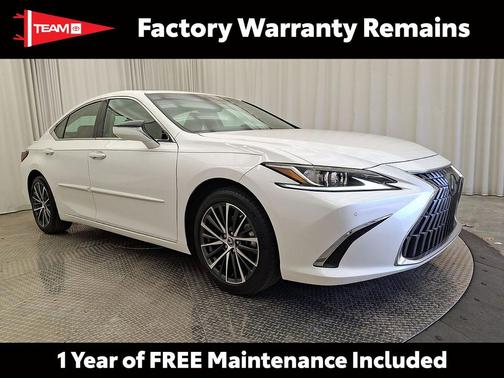 Eminent White Pearl 2023 Lexus ES 300h Base
