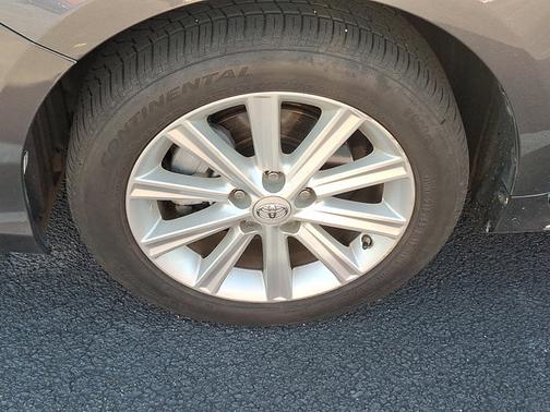 2012 Toyota Camry Hybrid XLE