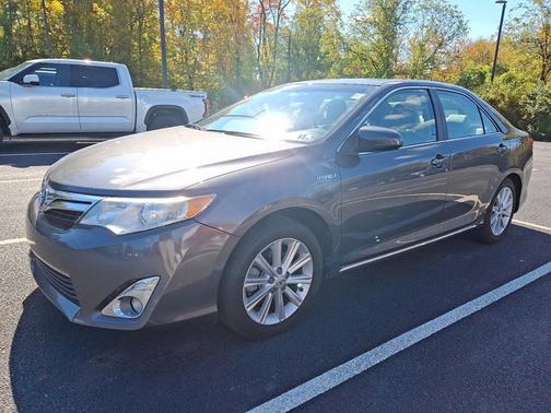 2012 Toyota Camry Hybrid XLE